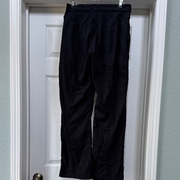 Lululemon dance studio mid rise pant size 6 - Picture 3 of 5